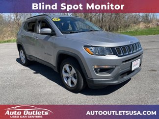 Used 2019 Jeep Compass Latitude w/ Cold Weather Group image 1