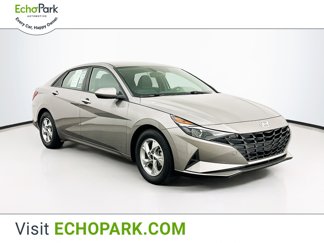 Used 2021 Hyundai Elantra SE image 1