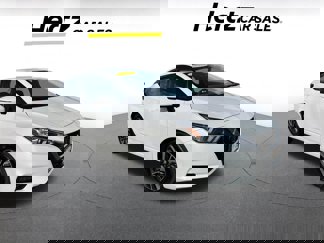 Used 2021 Nissan Versa SV image 1