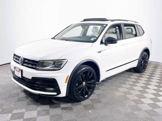 Used 2020 Volkswagen Tiguan SE R-Line image 1