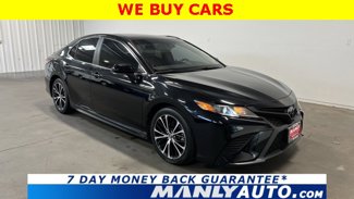 Used 2019 Toyota Camry SE w/ Convenience Package image 1