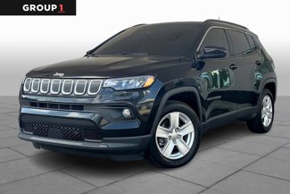Used 2022 Jeep Compass Latitude image 1