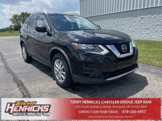 Used 2018 Nissan Rogue SV image 1