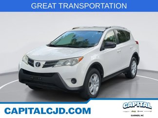Used 2014 Toyota RAV4 LE image 1