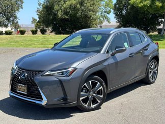 Used 2022 Lexus UX 200 image 1