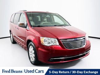 Used 2012 Chrysler Town & Country Touring-L w/ Entertainment Group #2 image 1