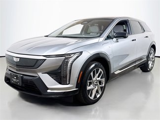 New 2025 Cadillac Optiq Luxury 1 image 1