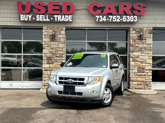 Used 2020 Ford Escape SE image 1