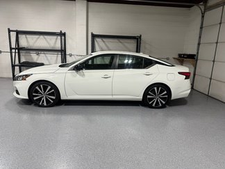 Used 2022 Nissan Altima 2.5 SR image 1