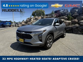 New 2025 Chevrolet Trax LT w/ Driver Confidence Package image 1