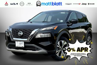 Used 2021 Nissan Rogue SV image 1