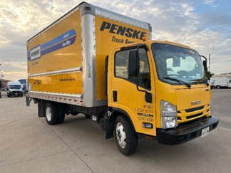 Used 2021 Isuzu NPR image 1