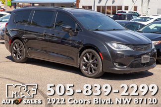 Used 2019 Chrysler Pacifica Touring-L Plus w/ Advanced Safetytec Group image 1