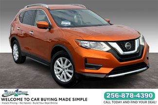 Used 2019 Nissan Rogue SV image 1