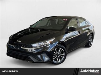 Used 2023 Kia Forte LXS image 1