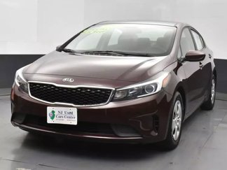 Used 2018 Kia Forte LX image 1