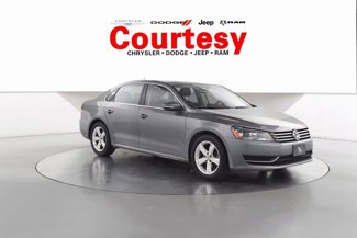 Used 2012 Volkswagen Passat 2.5 SE image 1