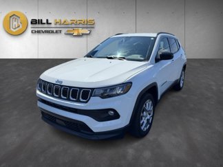 Used 2023 Jeep Compass Latitude image 1