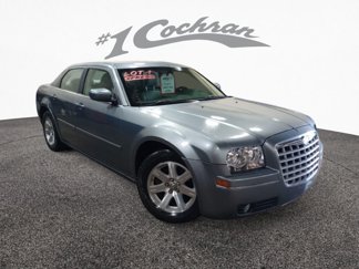 Used 2006 Chrysler 300 Touring w/ Comfort/Convenience Group image 1