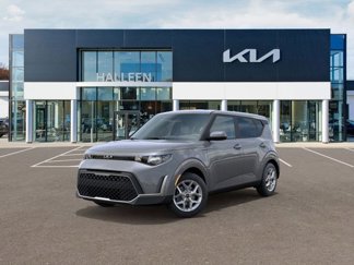 New 2025 Kia Soul LX image 1