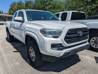 Used 2016 Toyota Tacoma SR image 1