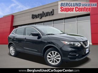 Used 2021 Nissan Rogue Sport S image 1