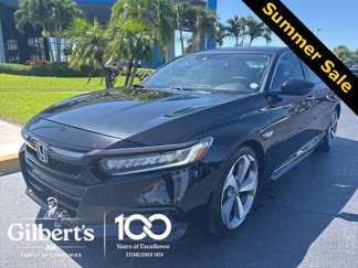 Used 2018 Honda Accord Touring image 1