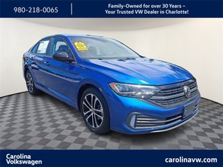 Certified 2024 Volkswagen Jetta Sport image 1