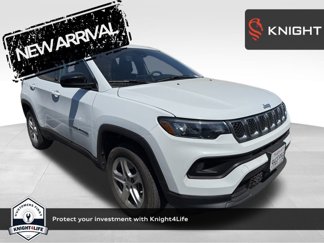 Used 2023 Jeep Compass Latitude w/ Convenience Group image 1