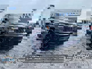 Used 2021 Jeep Grand Cherokee Laredo X image 1