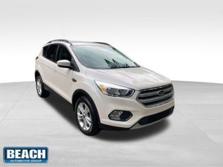 Used 2018 Ford Escape SE w/ SE Sync 3 Package image 1