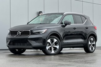 New 2025 Volvo XC40 B5 Core w/ Protection Package Premier image 1