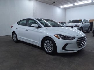 Used 2018 Hyundai Elantra SE image 1