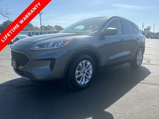 Used 2022 Ford Escape SE image 1