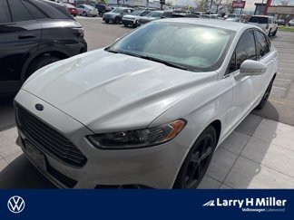 Used 2016 Ford Fusion SE image 1