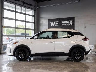 Used 2023 Nissan Kicks SV image 1