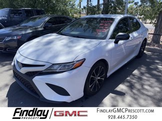 Used 2018 Toyota Camry image 1