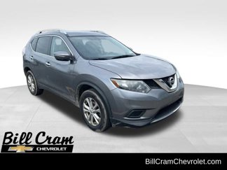 Used 2015 Nissan Rogue SV image 1