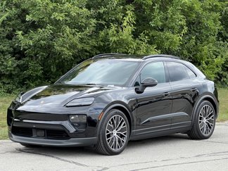 Certified 2025 Porsche Macan Electric image 1