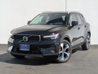 New 2025 Volvo XC40 B5 Core w/ Protection Package Premier image 1