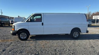 Used 2015 GMC Savana 2500 Extended image 1