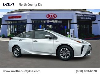 Used 2020 Toyota Prius XLE image 1