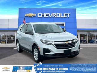 Used 2022 Chevrolet Equinox LS image 1