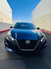 Used 2022 Nissan Altima 2.5 SR image 1