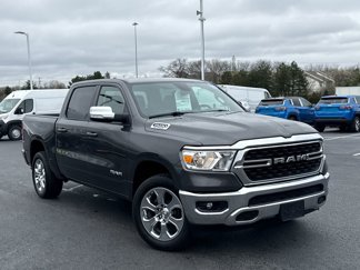 Used 2022 RAM 1500 4x4 Crew Cab image 1