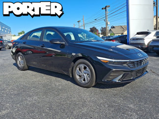 Certified 2024 Hyundai Elantra SE image 1