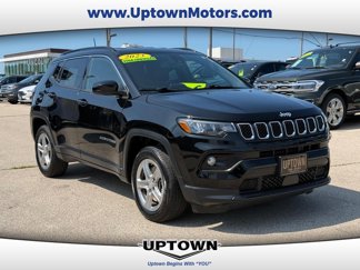 Used 2023 Jeep Compass Latitude w/ Convenience Group image 1