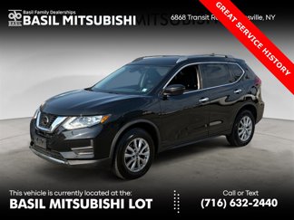 Used 2020 Nissan Rogue SV image 1