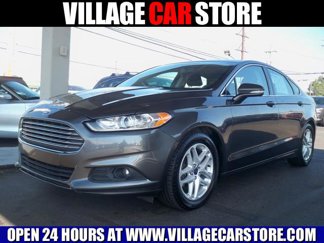 Used 2015 Ford Fusion SE w/ Equipment Group 202A image 1