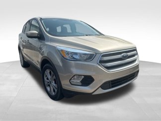 Used 2017 Ford Escape SE image 1